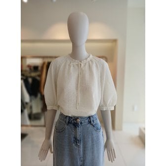 CC콜렉트 [여주점] 씨씨콜렉트 라운드넥반팔블라우스 E262msc134