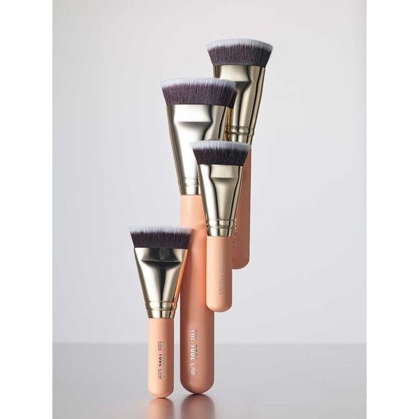 [매끈밀착]더툴랩 101 멀티태스커 파운데이션 브러쉬