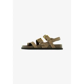 4565483 Massimo Dutti WITH BUCKLES - T-bar sandals camel