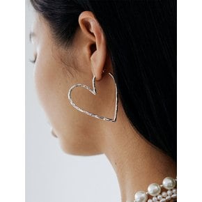 HEART EARRING