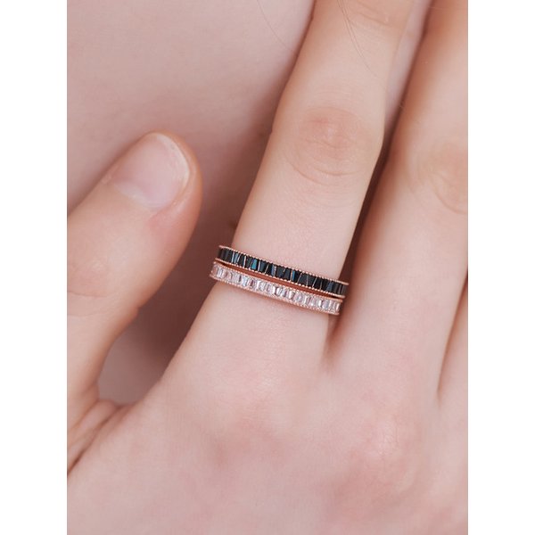 화이트 블랙 스톤 레이어드 링 2종 세트 ELBRWR146