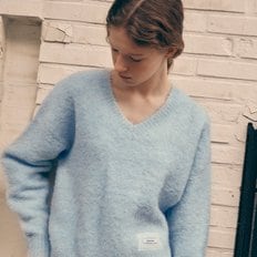 BOUCLE V NECK KNIT LIGHT BLUE