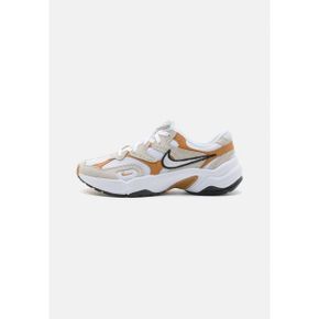 5112464 Nike AL8 - Trainers flax/white/light orewood brown/black