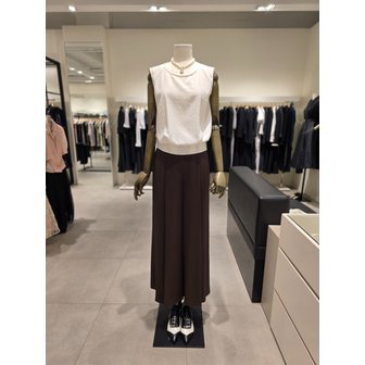 지고트 [파주점] [세트] 백 슬릿 블라우스 + 체인장식 와이드 팬츠 (JR7A0BL613,JR6A0SL643)