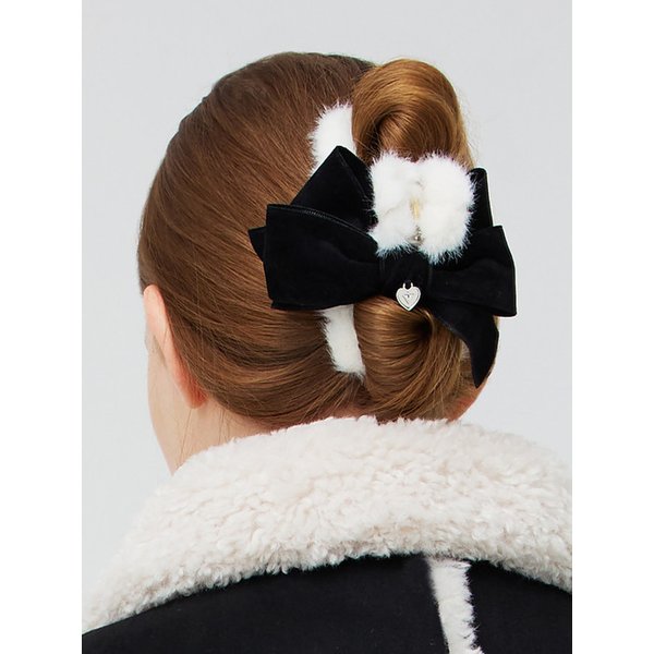 [리퍼브] 벨벳 리본 퍼 집게핀 _ 화이트