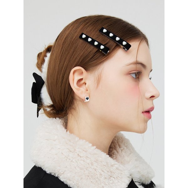 [리퍼브] 벨벳 리본 퍼 집게핀 _ 화이트