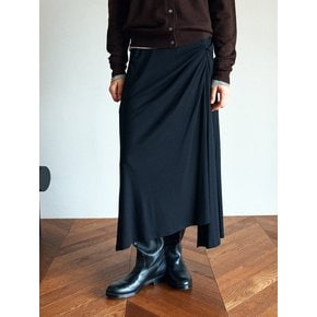 Twist Detail Asymmetric Skirt
