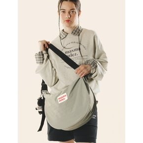 Halfmoon cross bag _ Gray