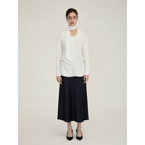 scoop-neck tie blouse_wh