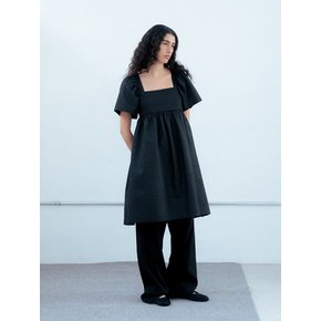 Square-Neck Backless Dress_Black