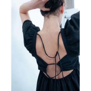 Square-Neck Backless Dress_Black