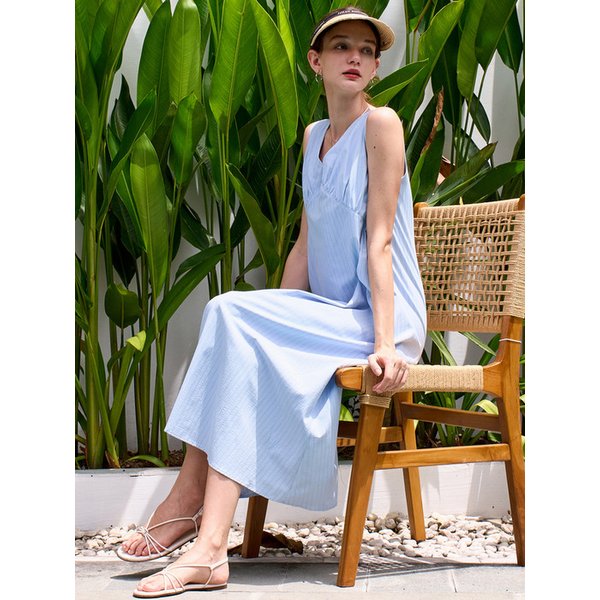 [리퍼브] 다이애그널 셔링 원피스 블루  amr1856