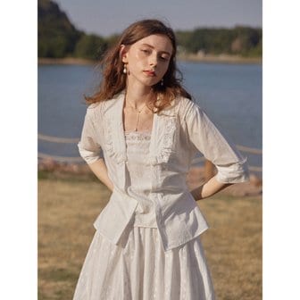 심플레트로 Jasmine Edwardian Floral Embroidered Top