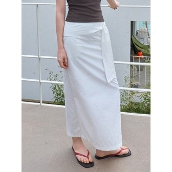 르베티 랩 맥시 스커트 아이보리 BE051