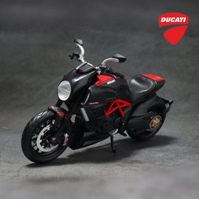 1:12 듀가티 DIAVEL CARBON 오토바이모형
