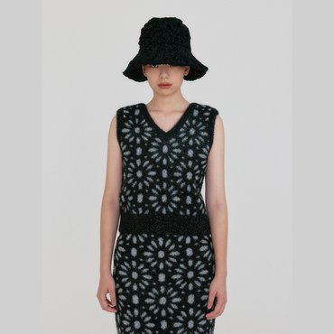EENK ZITA Floral Knit Vest - Black
