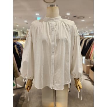 파프리카 페미닌 소매 포인트 블라우스  NJ1BL309