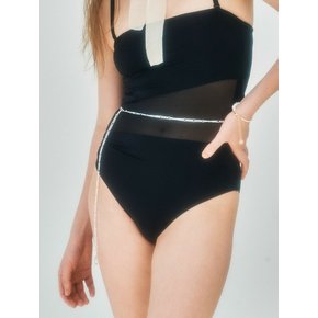Subtle Chain Belt