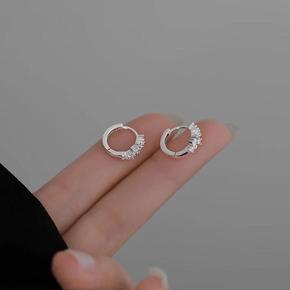 여성 하프 스톤 반원 럭셔리 포인트 귀걸이
