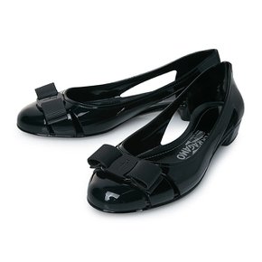 [페라가모] VARA JELLY 3CM NERO 0726363 FW24 여성 바라 젤리 펌프스 _EMT