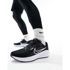 4743225 Nike Running Downshifter 13 sneakers in black and white