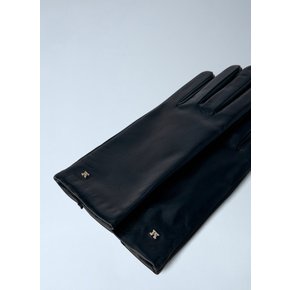 [해외배송] 26 F/W 레더 장갑 WITH 로고 디테일 2624566021600 010 B0112255324