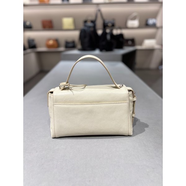 [파주점] 페르미어 토트 27 (Fermoir Tote) RCBTX25154IVD