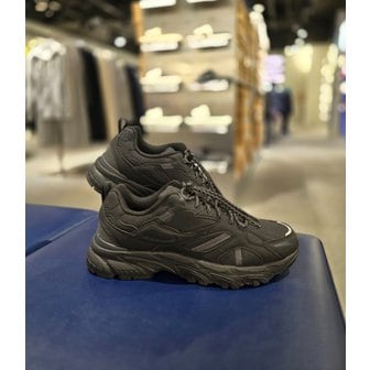 휠라 [파주점] 레이유나이트 립스탑 운동화(1RM02773G_001)