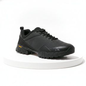 26 Neal YBUW138FA23-BLK0001 닐 1025304