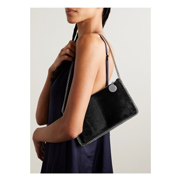 스텔라매카트니 팔라벨라 포셰트 브러시드 벨벳 숄더 백 블랙 46376663162900172