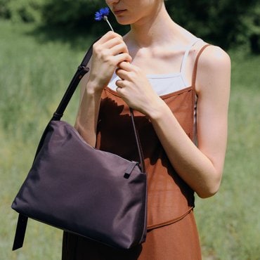 로서울 Rowie shoulder bag Nylon Umber