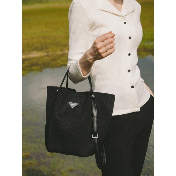 Knitted tote bag (black)