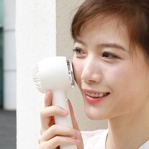 냉각패드로 훨씬 시원한 휴대용 무선선풍기(1)