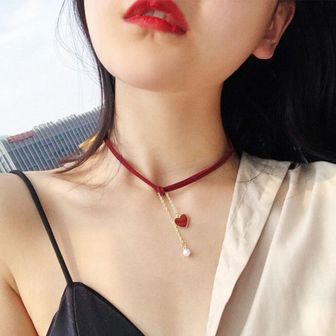 2. 초커 여성 목걸..