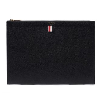 톰브라운 22FW 남성 삼선탭 페블 그레인 클러치백 (MAC021L_00198_001_22F)