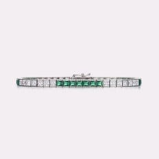 디아모모 Bicolor Seven Emerald Tennis Bracelet SSKA107BWG180