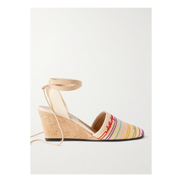 라 크루제트 태슬 자수 캔버스 웨지 샌들 75mm 베이지 46376663162845023