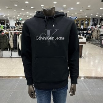 Calvin Klein 남성 레귤러핏 글로시 모노로고 후디 J327561-0GQ