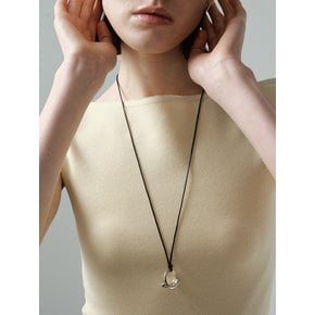 Silent Loop Arc String Necklace (2Colors)