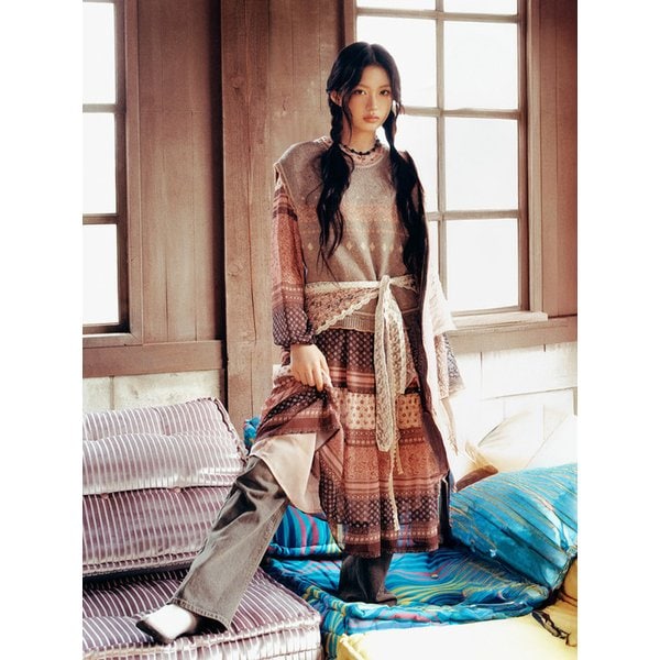 [KiiiKiii PICK] 보헤미안 플라워 보더 롱 원피스_T256MOP171W