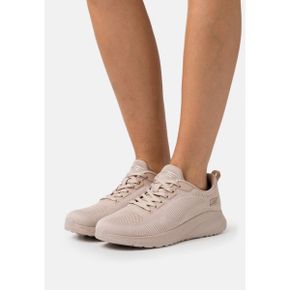 5322646 Skechers Wide Fit BOBS SQUAD CHAOS - Trainers nude