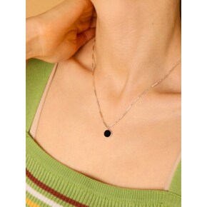 Modern Round Onyx Pendant Silver Necklace In212 [Silver]