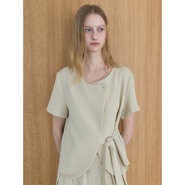 무드 랩 블라우스 라이트 베이지 amr2314