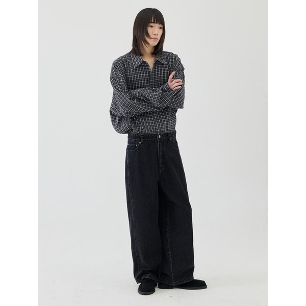 Vintage Washed Curved Denim - Black