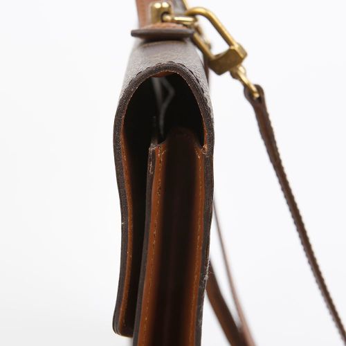 https://image-cdn.trenbe.com/resale-product-photo/852781/1784870888717-fc8d9ab8-a962-44d3-9874-5ca2fe74cbad.JPG