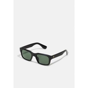 4743937 CHPO UNI - Sunglasses black