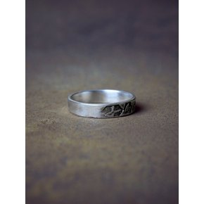 SILVER HALLMARKS RING