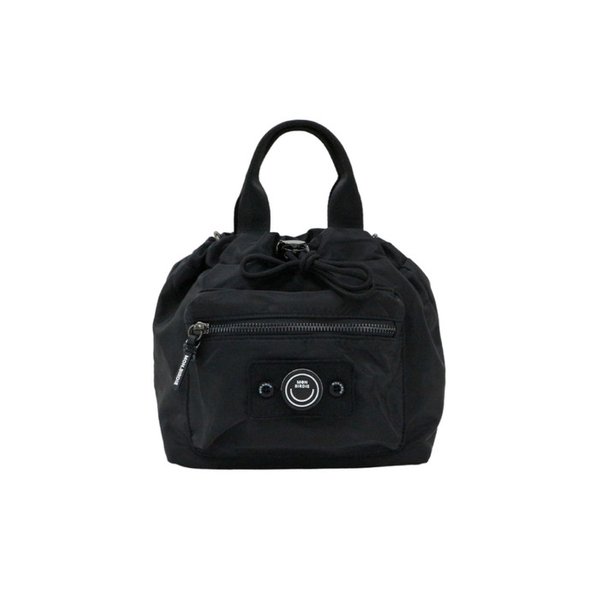 몽버디 와펜 조리개 버킷백 BLACK