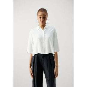 5120670 ONLY ONLASTRID LIFE CROP - Button-down blouse cloud dancer