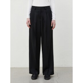 BASIC WIDE TWO TUCK SLACKS_BLACK